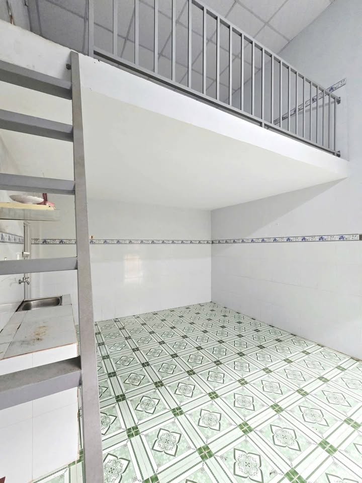 Phòng trọ Dĩ An gần Vincom & Công ty Yazaki - Chỉ 1.1 triệu/tháng!