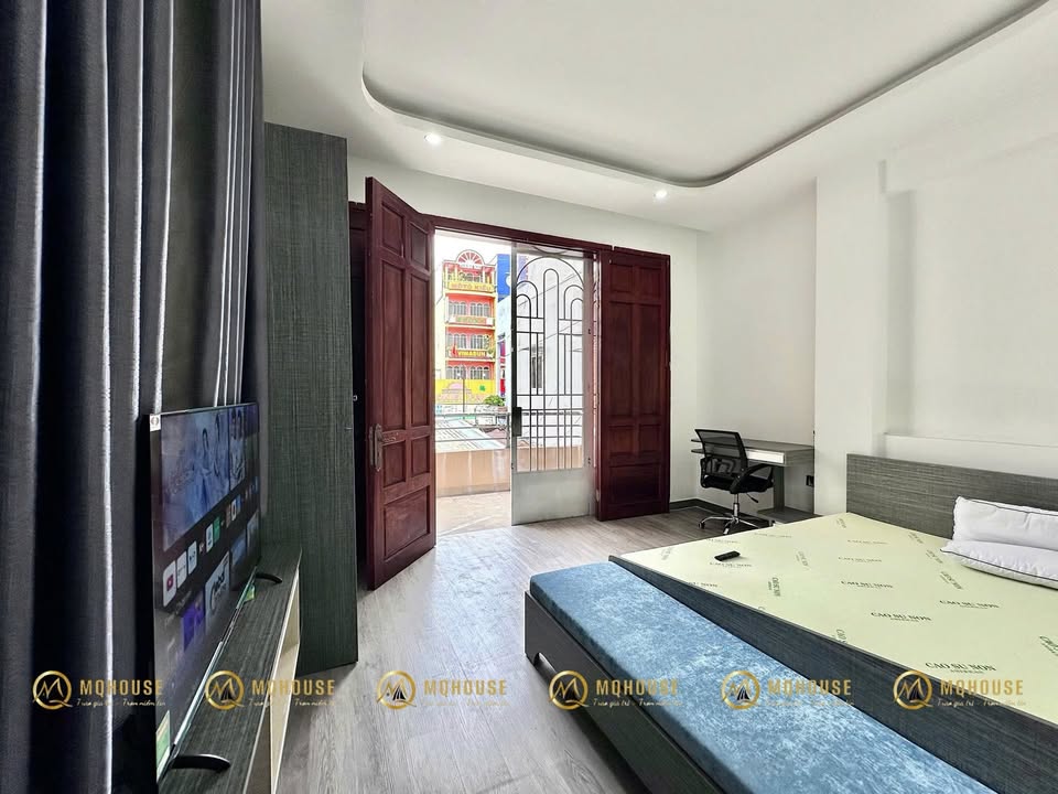 Căn hộ cho thuê Nguyễn Văn Cừ Q.1 - Tiện ích đầy đủ, giá thỏa thuận!