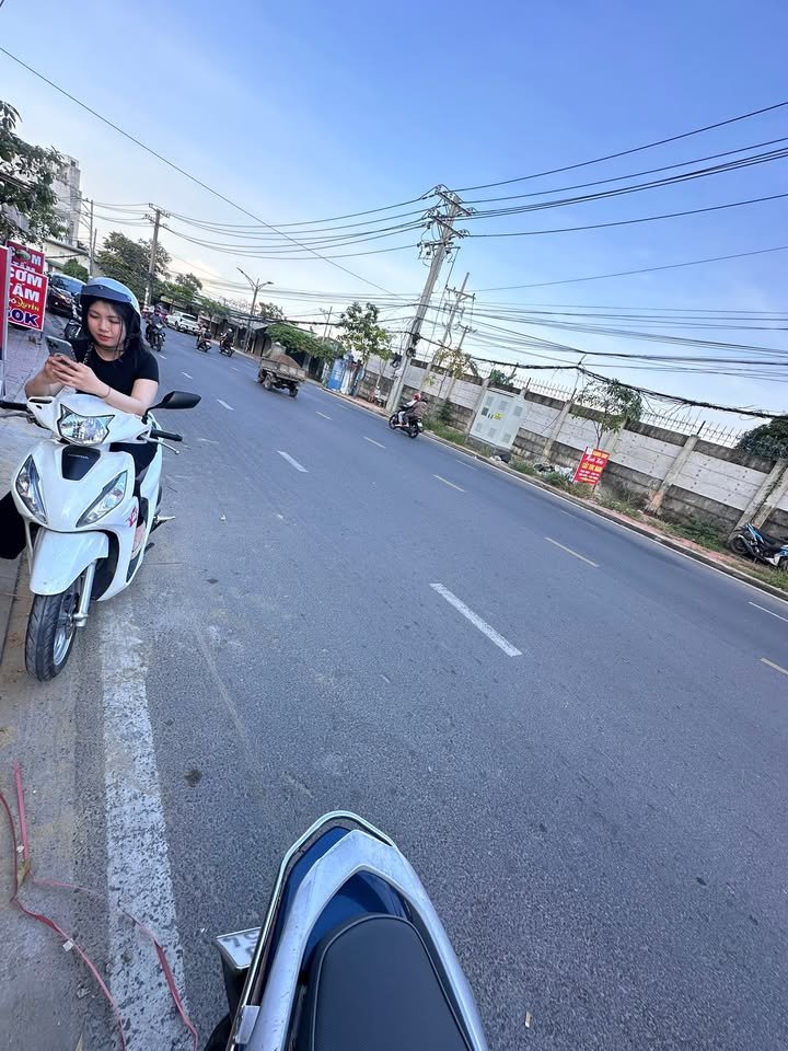 Nhà mặt tiền Hoàng Diệu 2, Thủ Đức - Giá 25 triệu/tháng, cho thuê ngay!