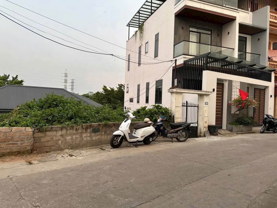 Đất nền lô góc 67m² tại Sơn Tây - Giá chỉ 3.X tỷ, vị trí kinh doanh lý tưởng!