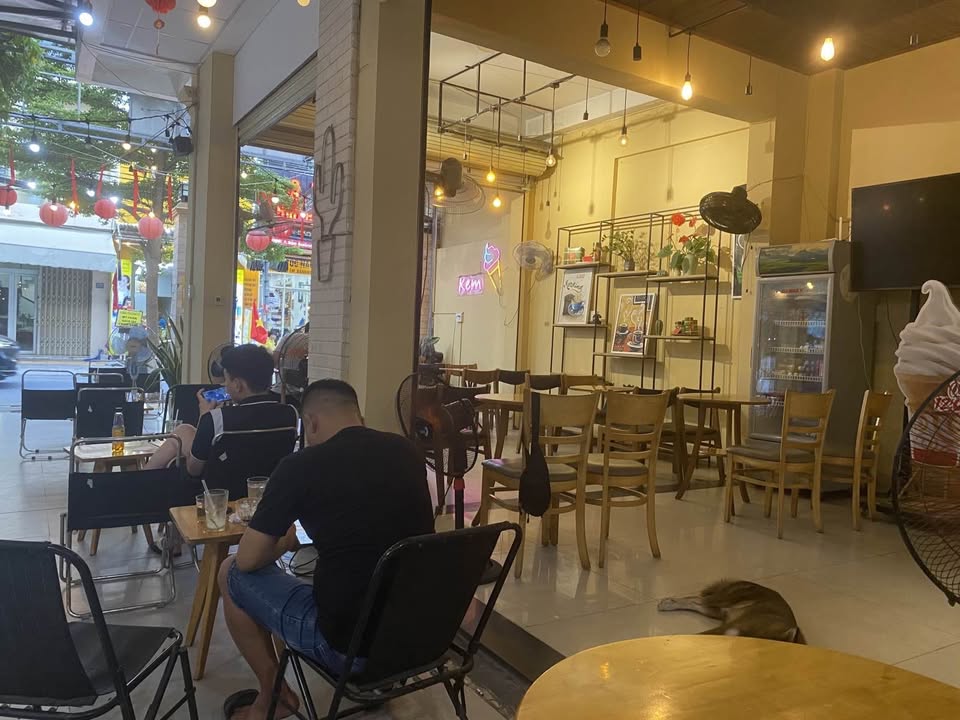 Bán nhà lô góc 2 tầng đường Phạm Cự Lượng 228m² - Dòng tiền ổn định 45 triệu/tháng!