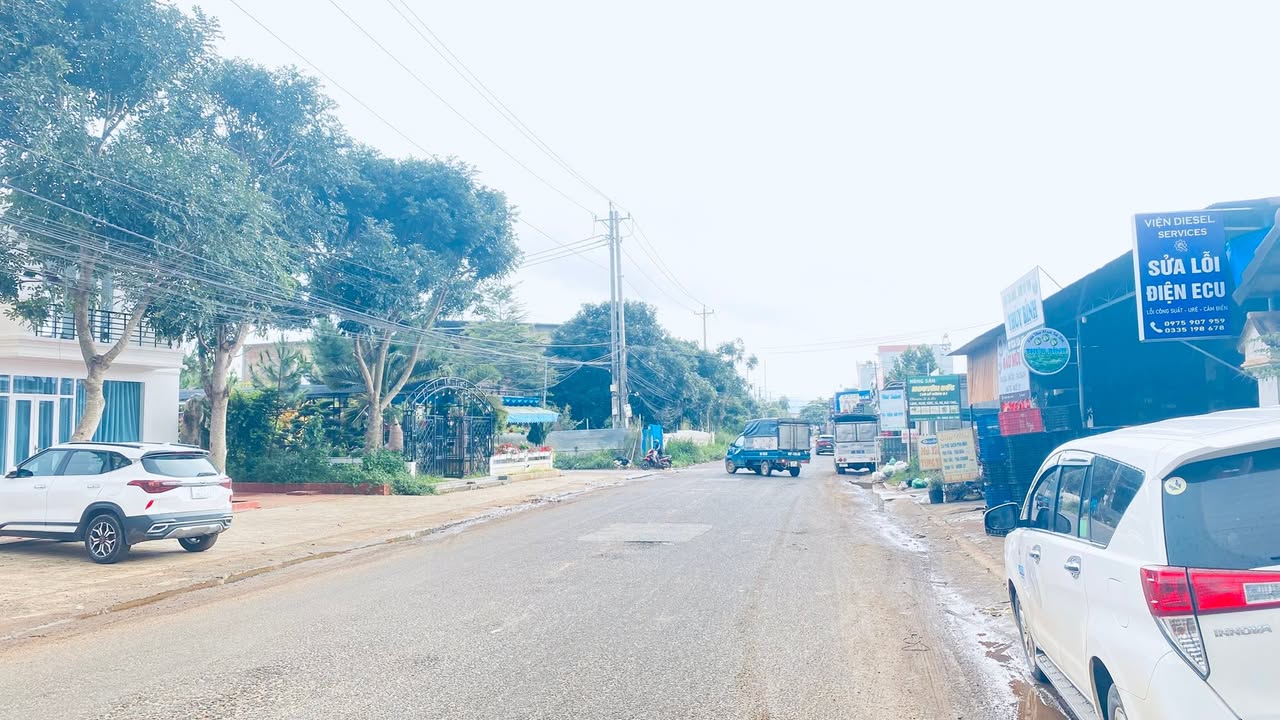 Đất mặt tiền Trần Bình Trọng, Đức Trọng 1800m² giá 25 tỷ - Cơ hội đầu tư tuyệt vời!