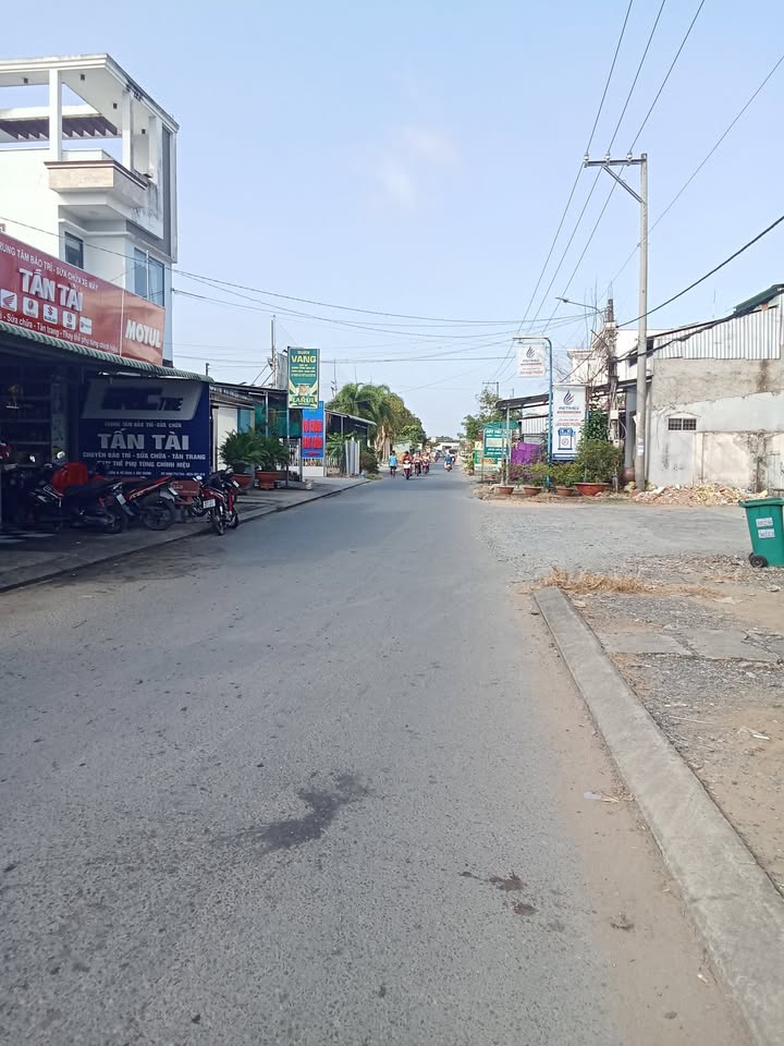 Nhà mặt tiền đường Ung Công Uẩn, Kế Sách, 270m² - Cơ hội đầu tư tuyệt vời!