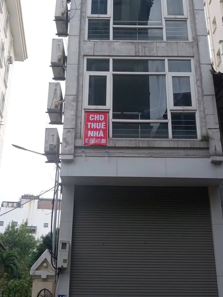 Cho thuê tòa nhà văn phòng Trần Quốc Toản 84m² - Khu vực đắc địa, sẵn sàng hoạt động!