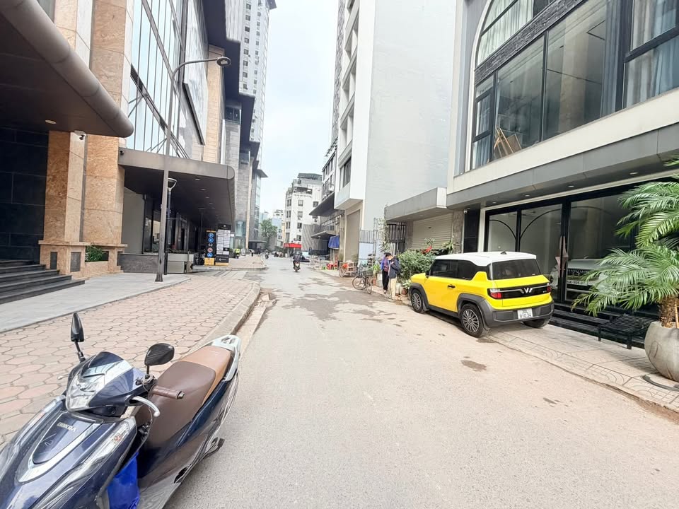 Bán nhà mặt phố Thụy Khuê 41m² giá 19.3 tỷ - Đầu tư sinh lời tuyệt vời!