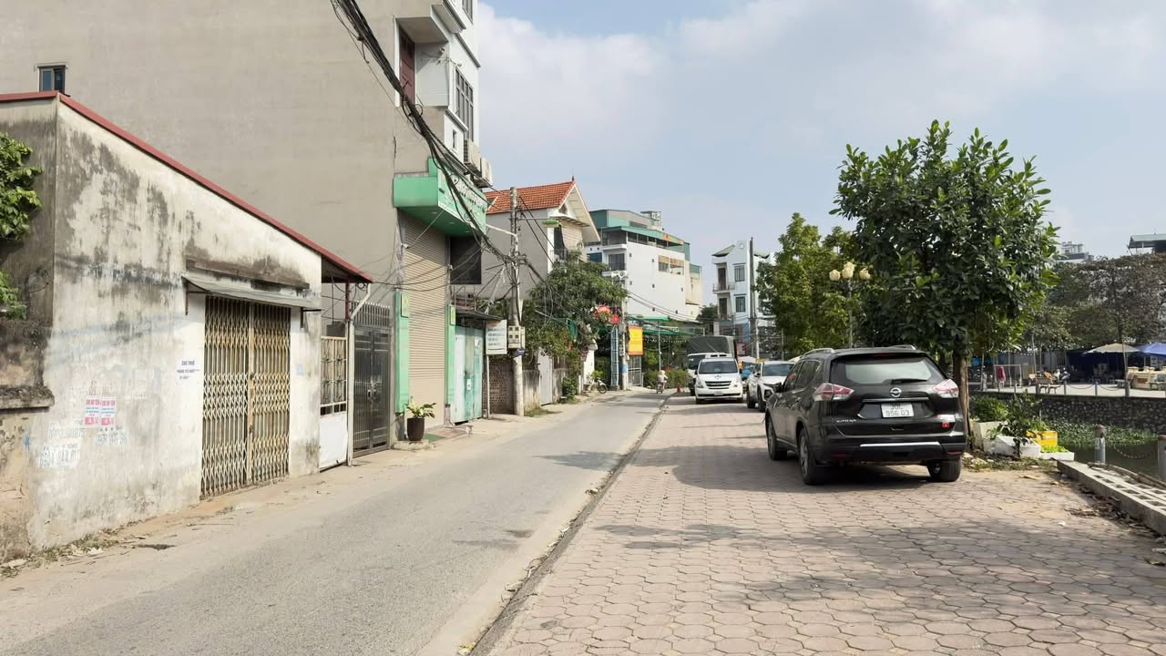 Đất nền lô góc Xuân Phương 50m² giá 15.8 tỷ - View hồ tuyệt đẹp!