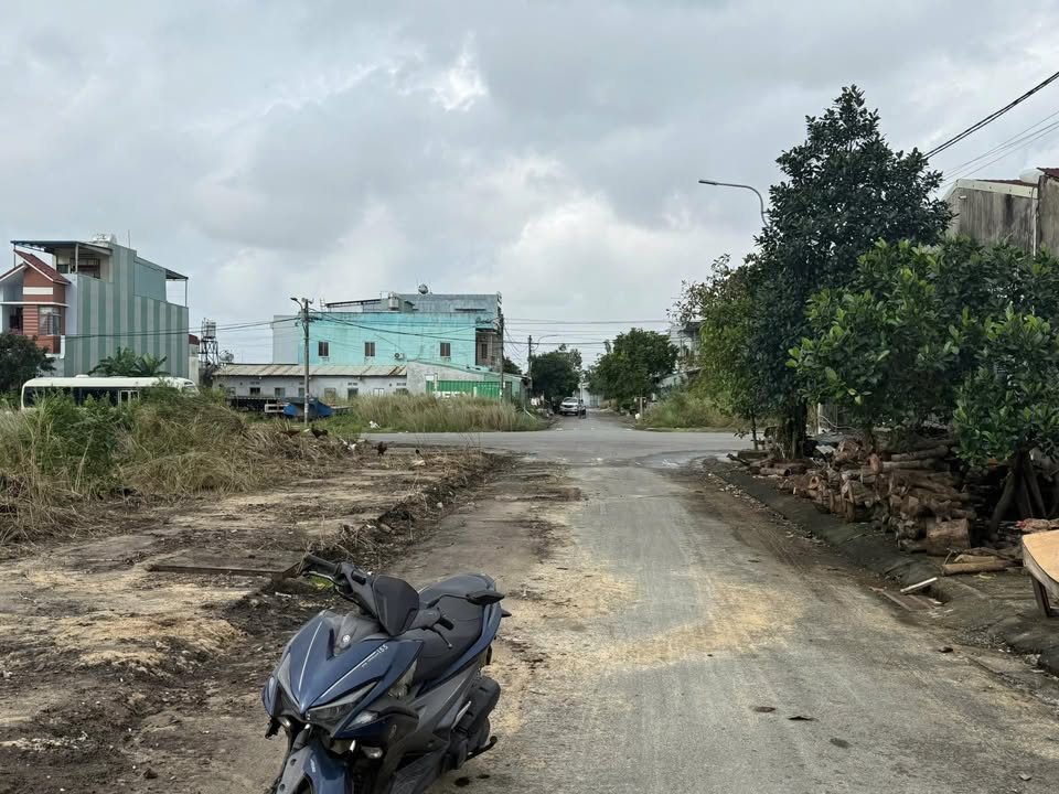 Đất Khu Đô Thị 2A Điện Ngọc 200m² giá 3.5 tỷ - Đầu tư sinh lời ngay!