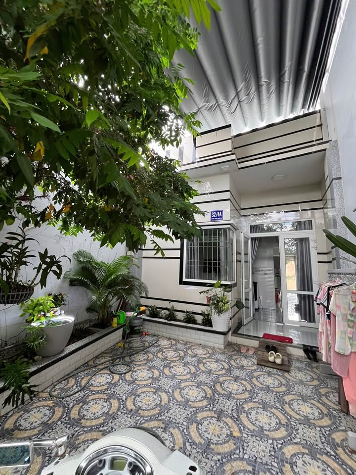 Nhà hẻm Ngô Thời Nhiệm Rạch Giá 47m² giá 900 triệu - Không gian thoáng đãng, gần chợ!