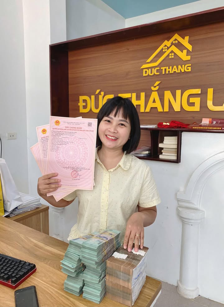 Đất Phúc Thọ Hà Nội 60m² giá chỉ 3 tỷ - Mặt tiền rộng, gần xe bus!