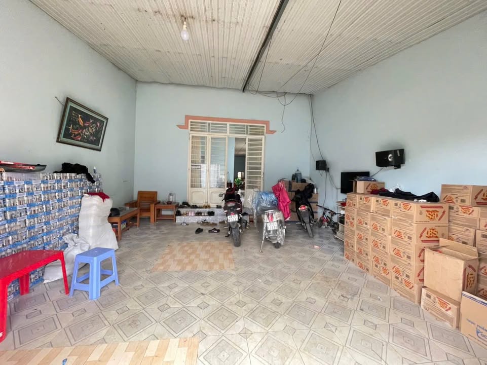 Nhà 2 mặt tiền hẻm Lam Sơn, Lộc Sơn, Bảo Lộc 150m² giá 1.95 tỷ - Cơ hội đầu tư tuyệt vời!