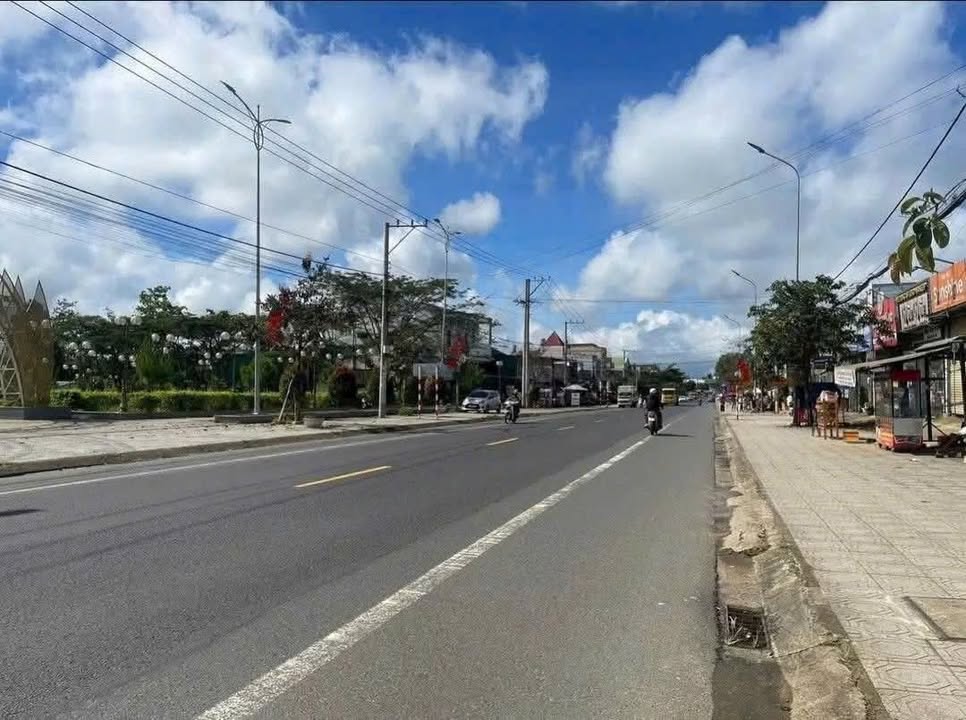 Kho xưởng 3672m² mặt tiền QL20, Lộc An - Giá 13 tỷ thương lượng