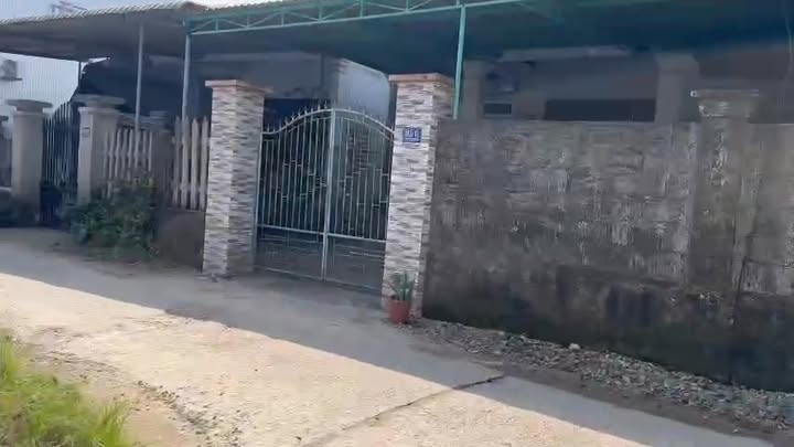 Đất nền La Hà Tư Nghĩa 105m² giá 600 triệu - Đường thông thoáng, dân cư đông đúc!