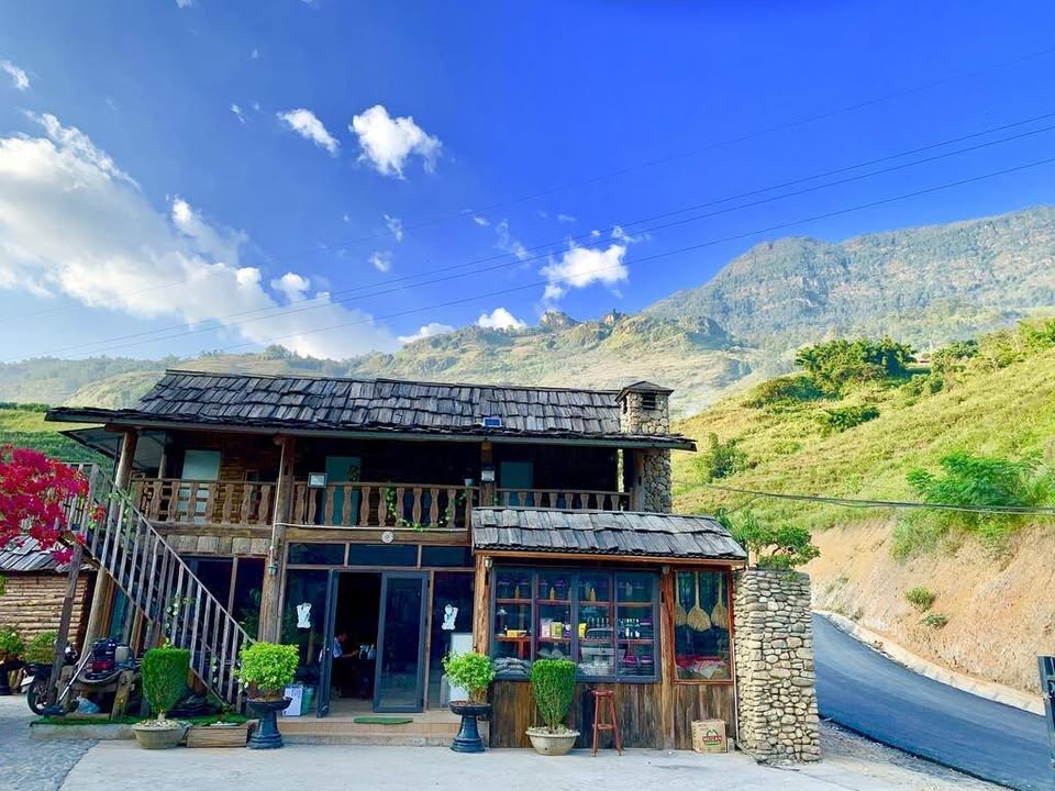 Đất nền nghỉ dưỡng Tả Van Sa Pa 200m² giá 2.88 tỷ - Cơ hội đầu tư hấp dẫn!