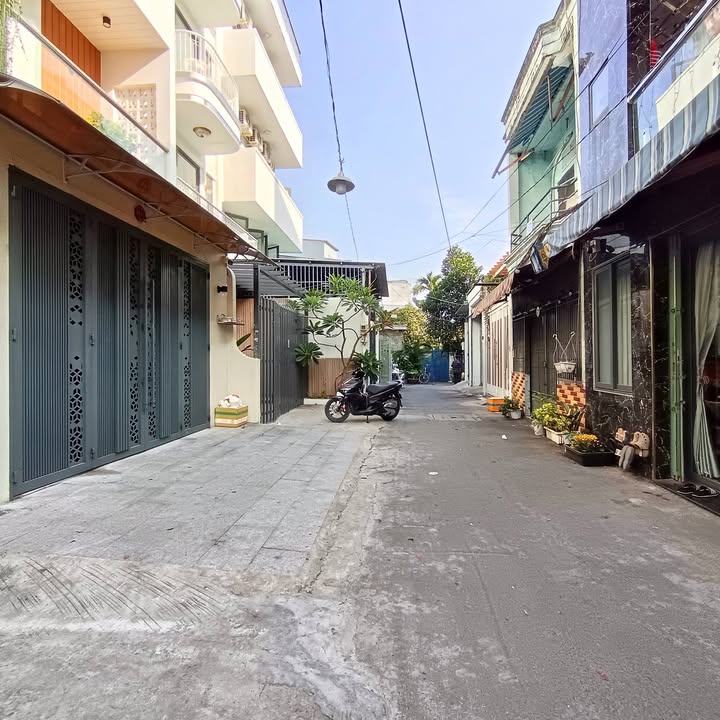 Nhà phố Gò Vấp 60.75m² giá 8.4 tỷ - Ngay Mercedes Quang Trung!