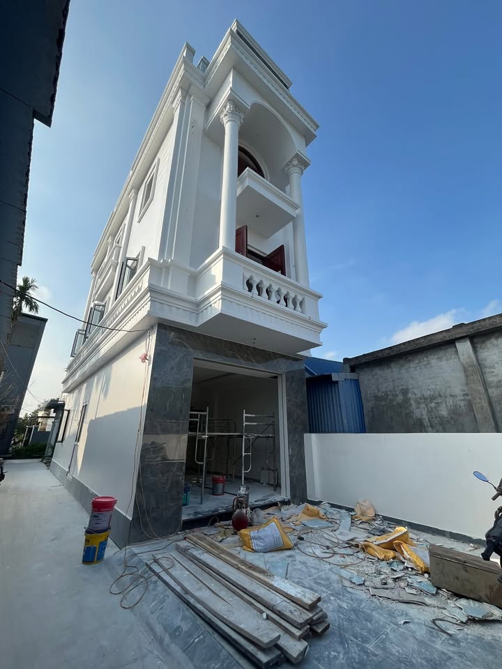 Nhà 3 tầng Đặng Cương An Dương 80m² giá 3 tỷ - Thiết kế hiện đại, sân cổng ô tô