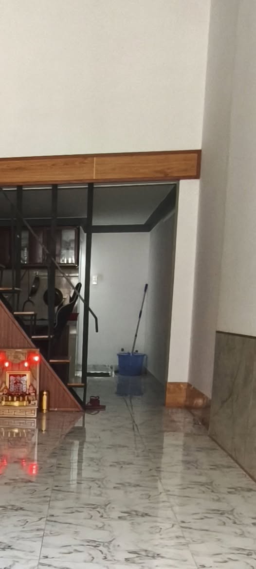 Nhà nguyên căn gác lửng Tân Phước Khánh 2PN giá chỉ 3.7 triệu/tháng - Thuận lợi cho gia đình!