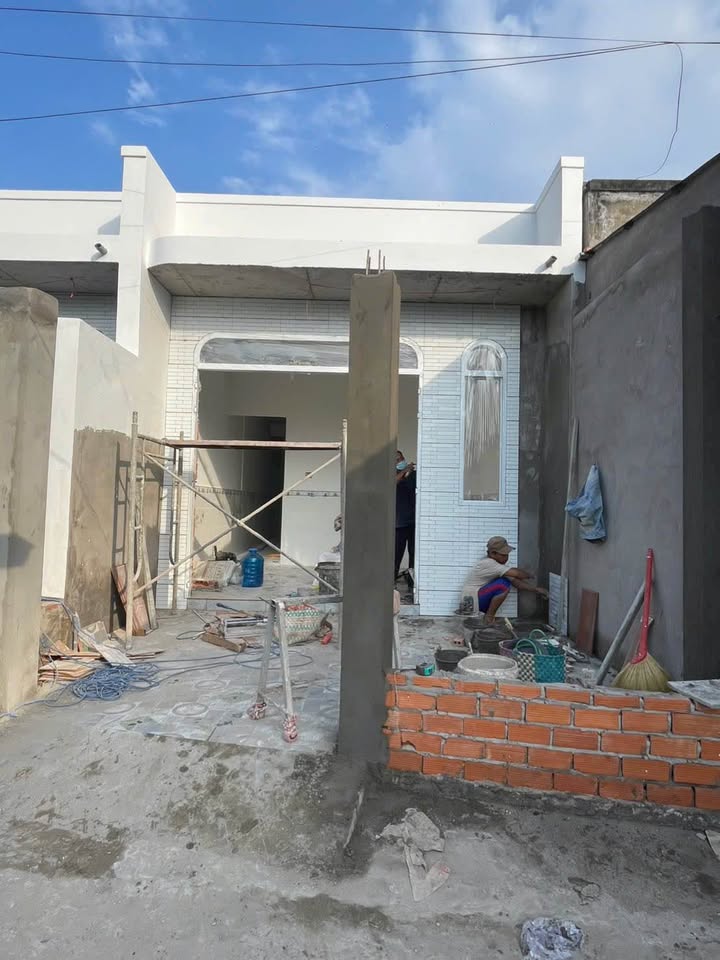 Nhà Phường Cái Vồn, Vĩnh Long 54m² giá 650 triệu - Nhà mới 100%!