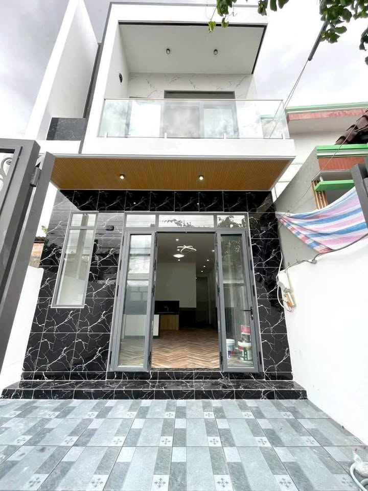 Nhà bán Hẻm 7 Hùng Vương, Sóc Trăng 77m² giá 2.2 tỷ - Sẵn sàng vào ở!