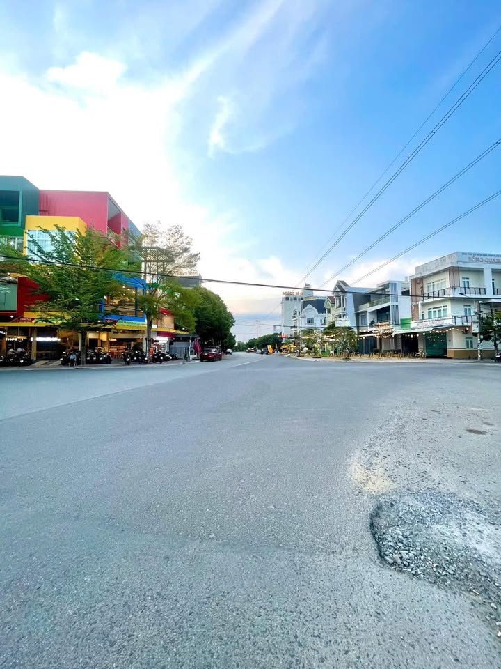 Dãy trọ mặt tiền Trần Bạch Đằng, Cần Thơ 100m² giá 9.3 tỷ - Đầu tư sinh lời ngay!