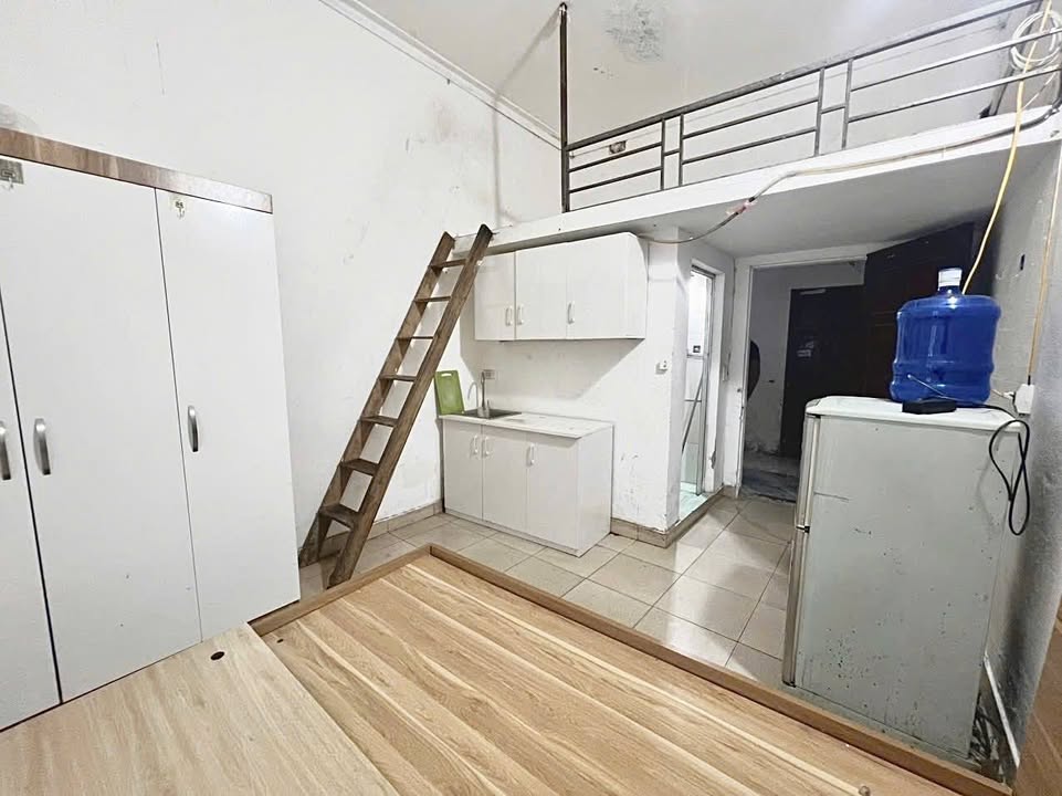 Studio cho thuê Ngõ 58 Trần Bình 25m² giá 2.5 triệu - Full đồ tiện nghi ngay!