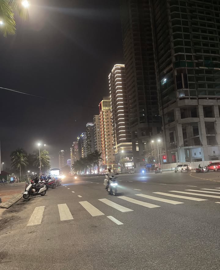 Đất mặt tiền Ngô Quyền, Sơn Trà 240m² giá 17 tỷ - Tiềm năng kinh doanh lớn!