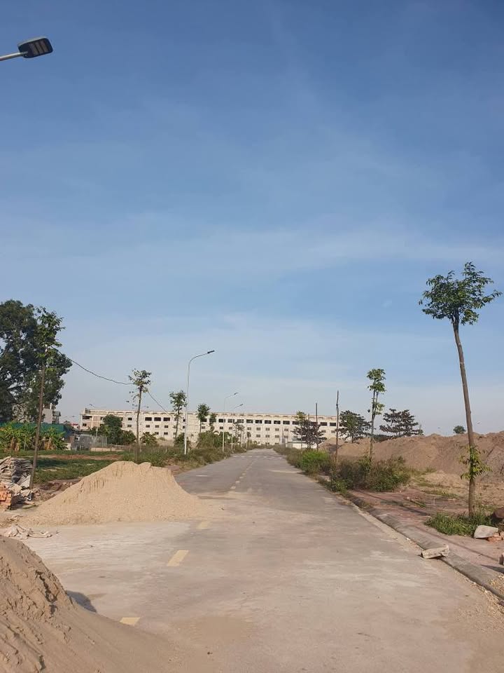 Lô đất Trạm Lộ, Thuận Thành 110m² - Vị trí đẹp, giá tốt cho nhà đầu tư!