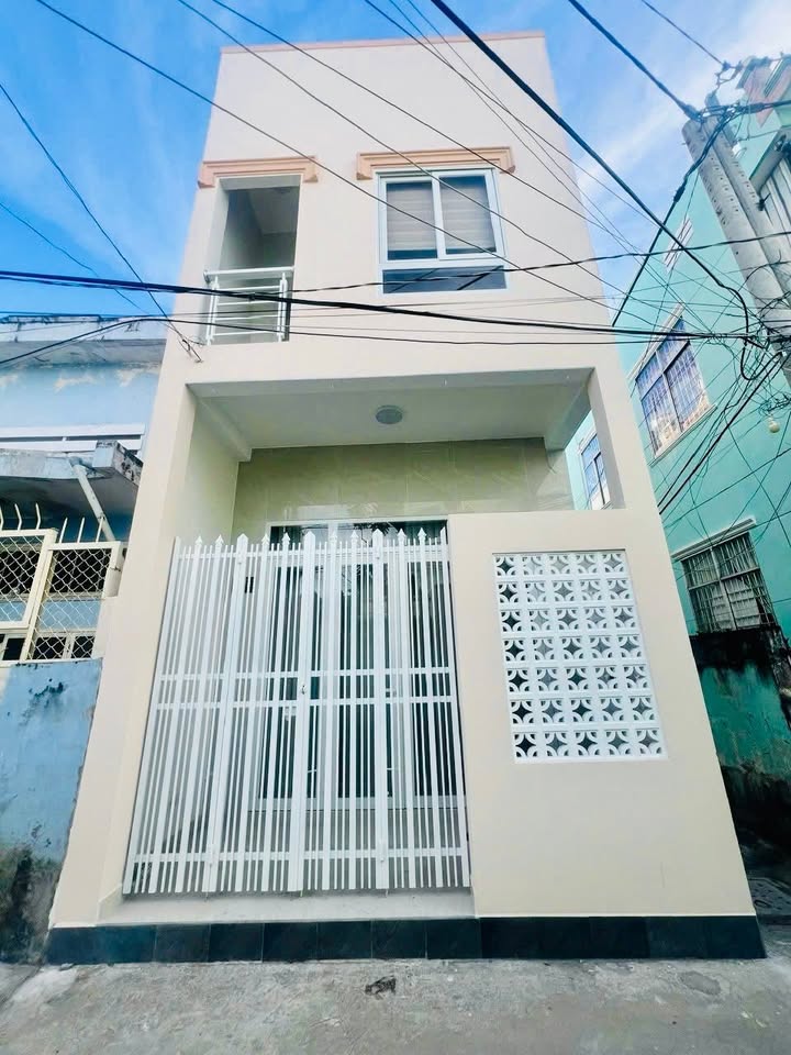 Nhà mới 100% tại trung tâm TP Mỹ Tho 40m² giá 2.5 tỷ - Sẵn sàng vào ở!