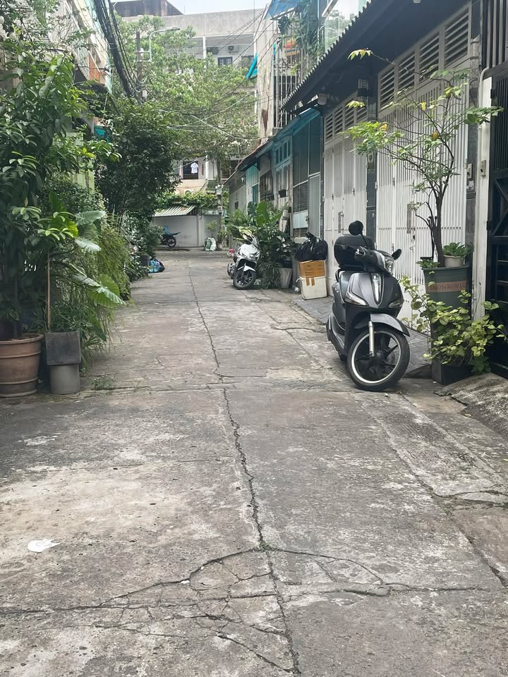 Nhà bán Phan Xích Long 54m² giá 7 tỷ - Cơ hội hiếm có cho nhà đầu tư!