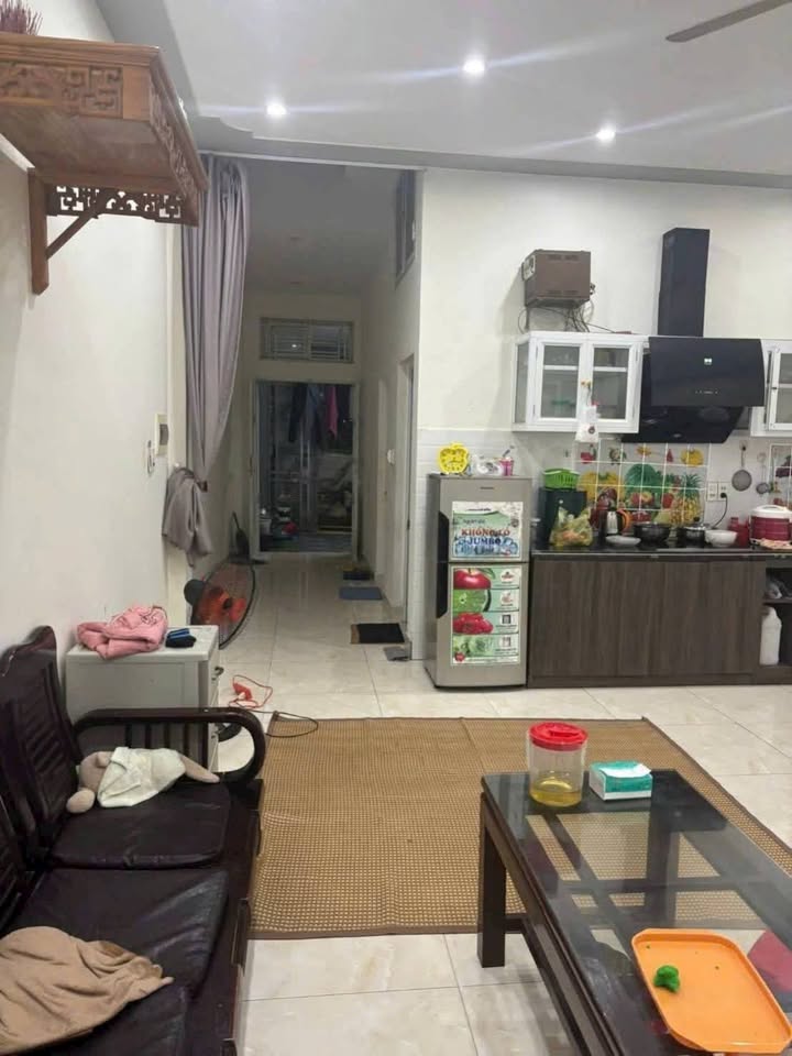 Nhà cấp 4 Phạm Văn Đồng, Dương Kinh 82.5m² giá 2.1 tỷ - Ngõ ô tô đỗ cửa!