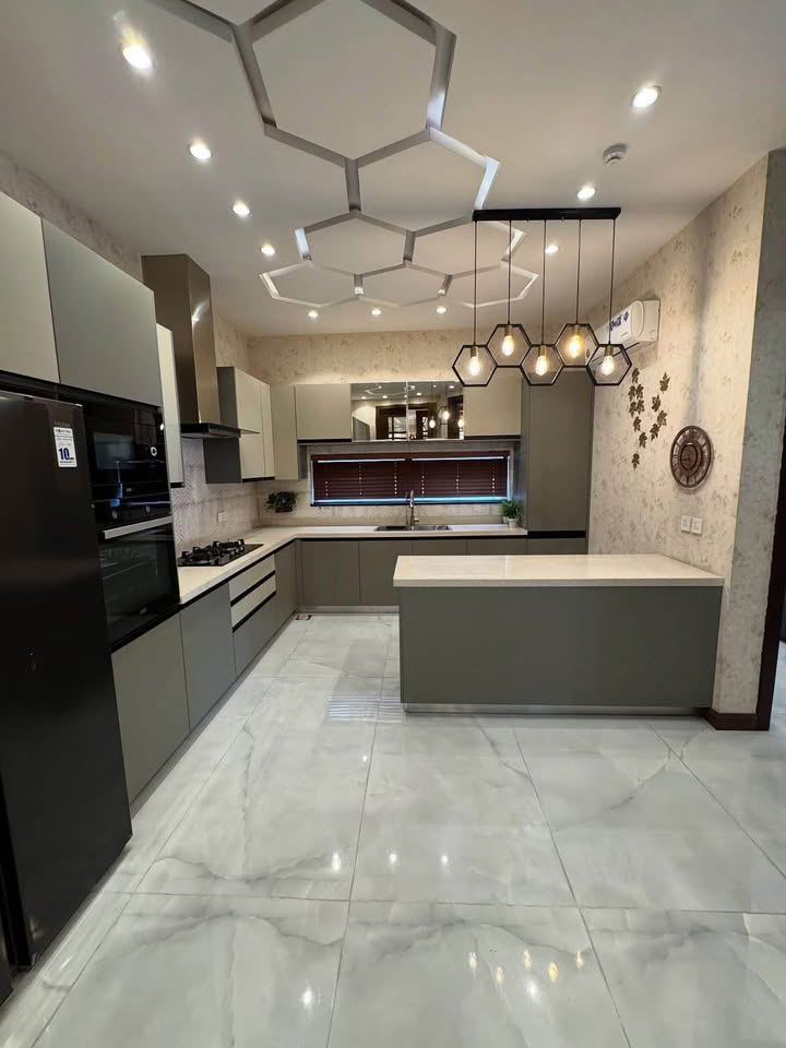 Căn hộ Tập thể Giảng Võ, Ba Đình 36m² giá 6 tỷ - Vị trí VIP gần Lăng Bác!