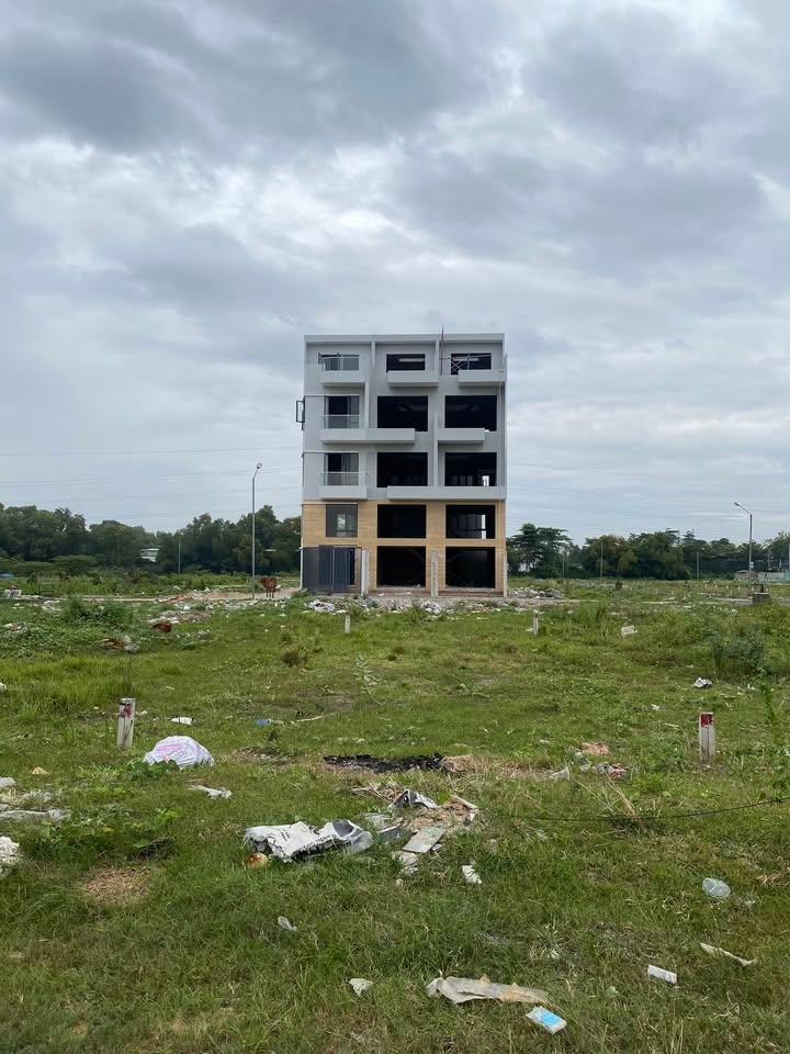 Đất phân lô 9 chủ đường Ngô Chí Quốc, 53.3m² giá 4.18 tỷ - Cơ hội đầu tư tuyệt vời!