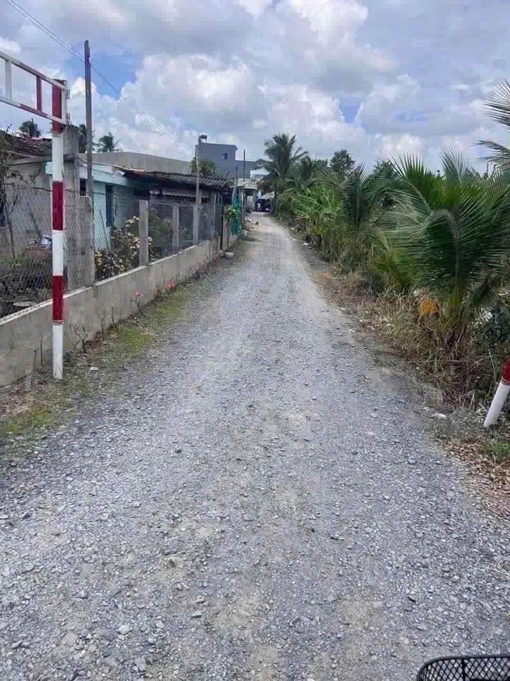 Đất thổ cư mặt tiền đường Rạch Giồng, Tân An, 124m² - Chính chủ bán gấp!