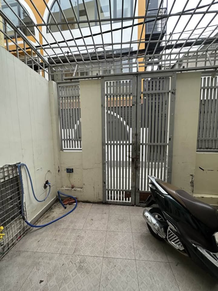 Nhà phố Tân Phú 65m² giá 5.8 tỷ - Vào ở ngay!