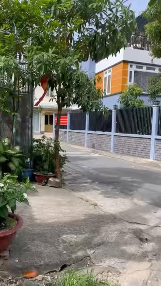 Nhà riêng Xuân Thới Thượng 86m² giá 2.4 tỷ - Pháp lý rõ ràng, tiện ích đầy đủ!