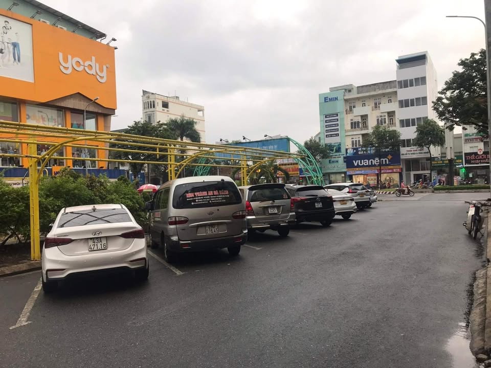 Nhà phố 5 tầng mặt tiền Điện Biên Phủ, Thanh Khê, Đà Nẵng 99m² - Kinh doanh lý tưởng ngay siêu thị Coopmart