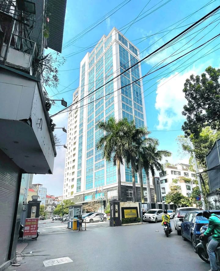 Mặt phố Xã Đàn 2 Đống Đa 51.8m² giá 29.8 tỷ - Đầu tư sinh lời ngay!