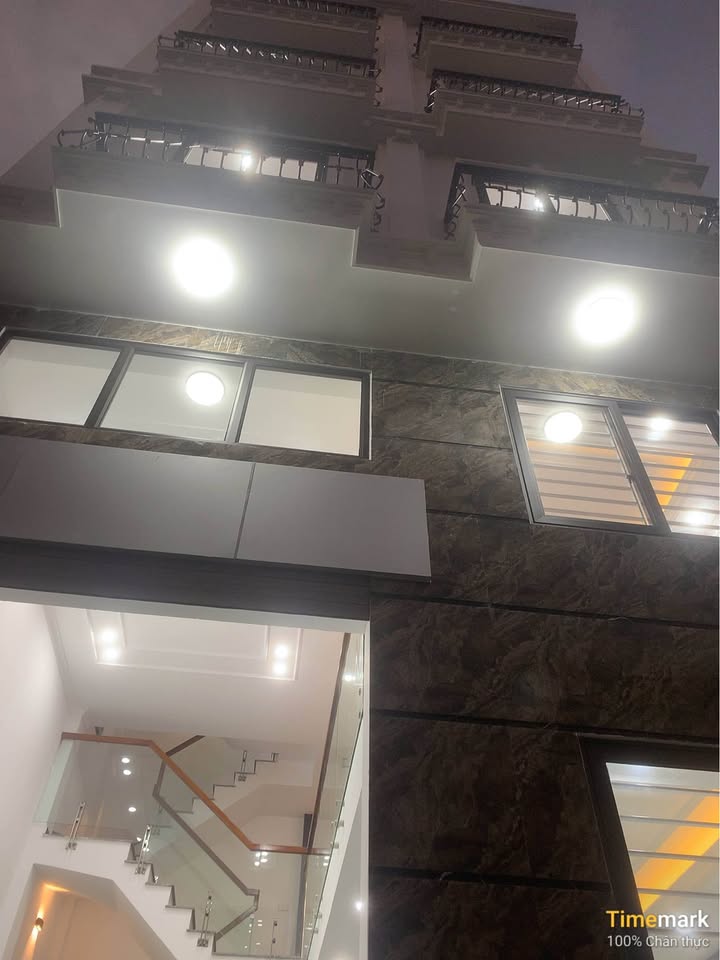 Nhà 5 Tầng tại Ngọc Hồi, Thanh Trì 65m² giá 8 tỷ - Sổ đỏ chính chủ, không quy hoạch!