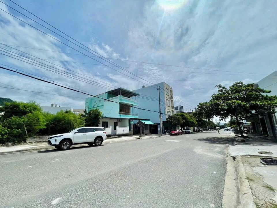 Đất mặt tiền Trần Khát Chân, Nha Trang 300m² giá 68 triệu/m² - Cơ hội đầu tư sinh lời!