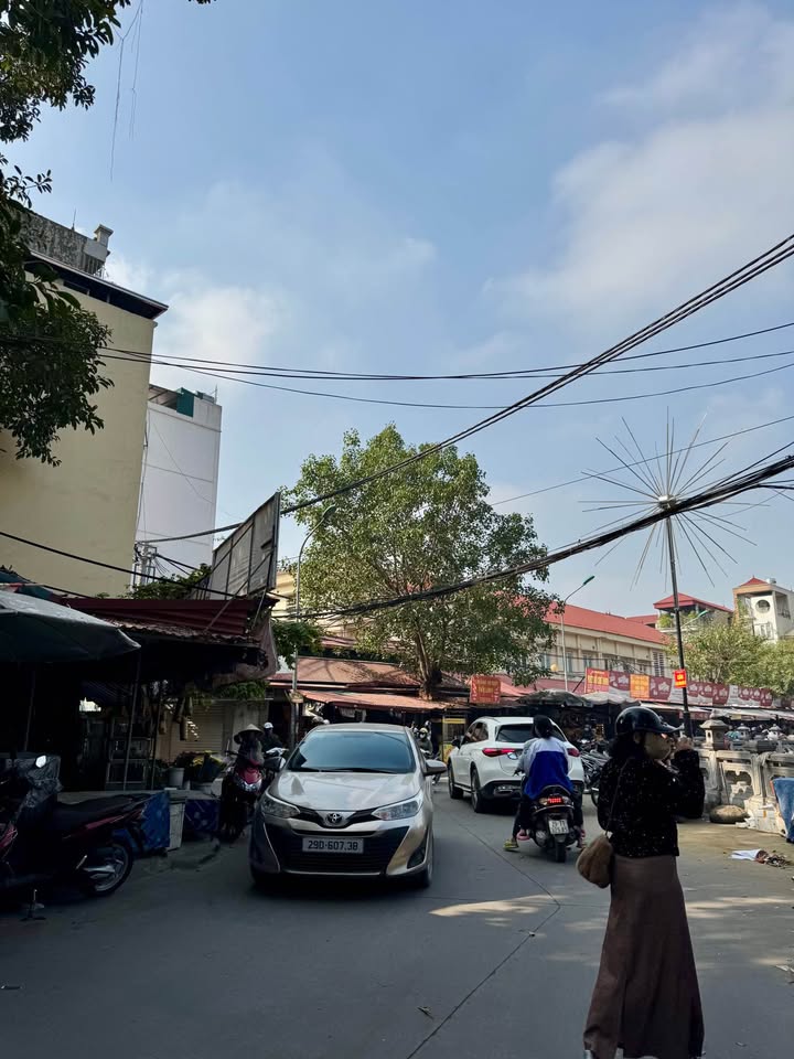 Nhà phố 5 tầng tại Quang Trung, Hà Đông 33m² - Thiết kế hiện đại, xe ô tô đỗ gần nhà!