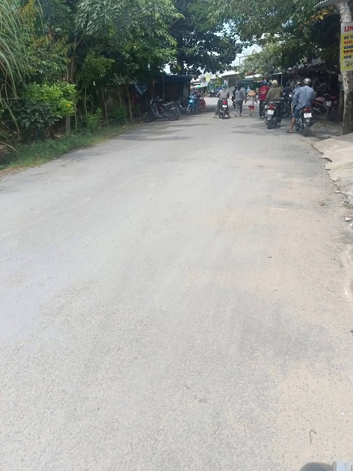 Nhà và đất 120m² tại An Thái Trung, Cái Bè - Giá chỉ 1.2 tỷ, thích hợp kinh doanh!