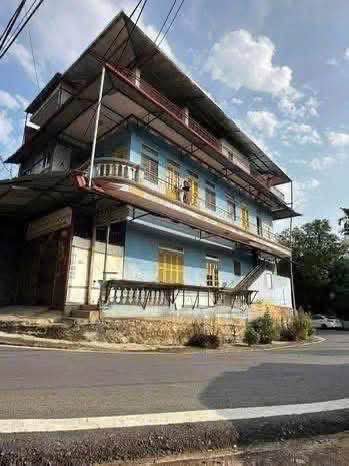 Nhà 2,5 tầng đường 23/9 Pom Hán, Lào Cai 103m² giá 1.3 tỷ - Giao dịch ngay!