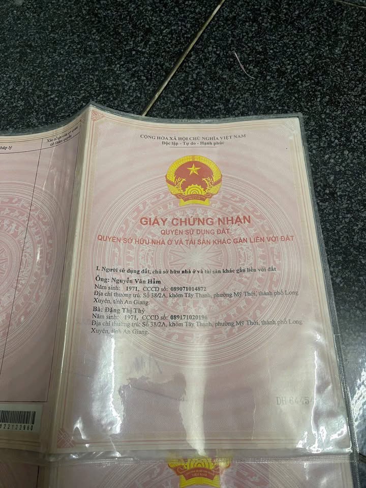 Đất ruộng 8000m² tại Mỹ Thới, Long Xuyên giá 2.88 tỷ - Đất 2 mặt tiền, thuận lợi kinh doanh!