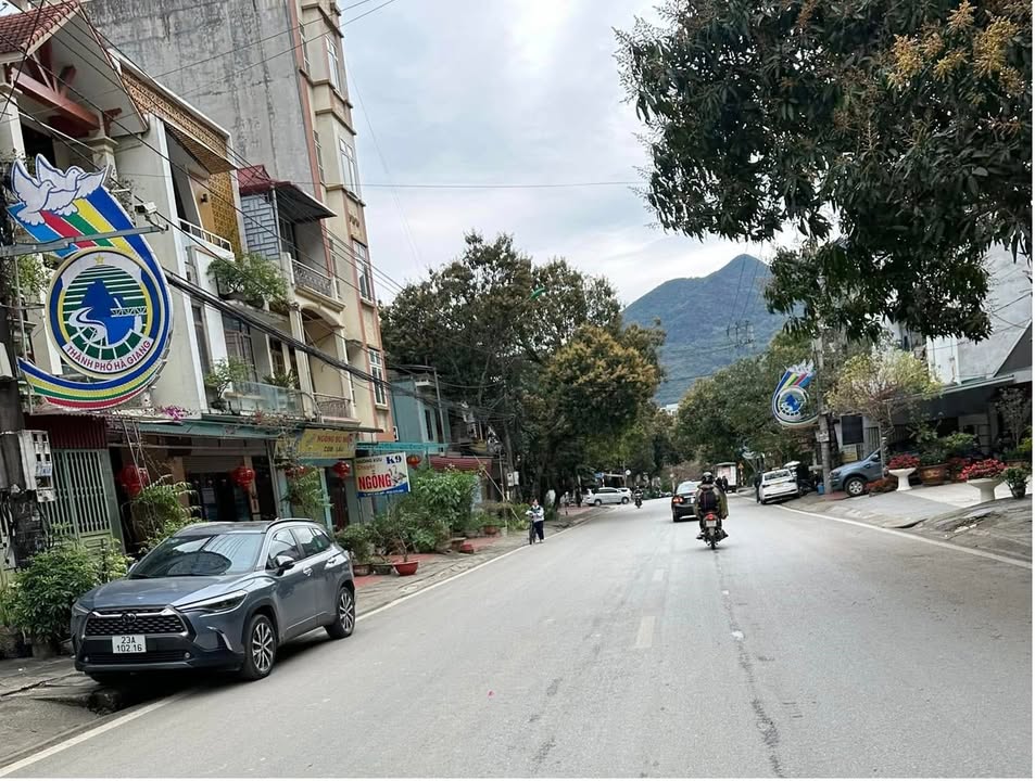 Đất nền đường 20/08, TP. Hà Giang 117m² giá 4 tỷ - Đầu tư sinh lời ngay!