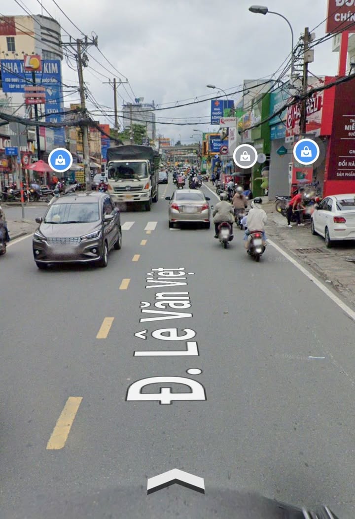 Nhà mặt tiền Lê Văn Việt, 68m² giá 24 tỷ - Kinh doanh sầm uất!