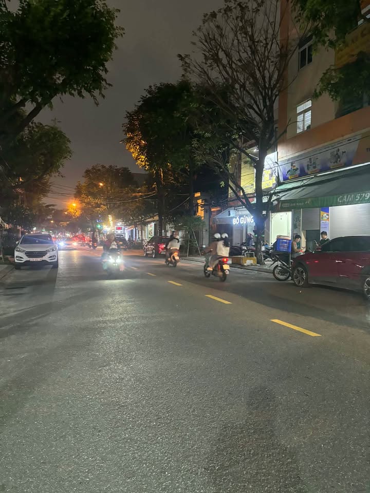 FrontHouse Núi Thành Hải Châu Đà Nẵng 230m² giá 25.53 tỷ - Vị trí đắc địa hiếm có!