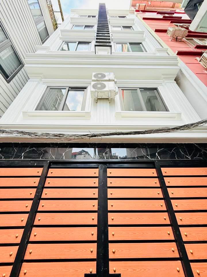 Cho thuê tòa nhà CHDV Minh Khai, Hai Bà Trưng 52m² giá 75 triệu - Đầu tư sinh lời ngay!