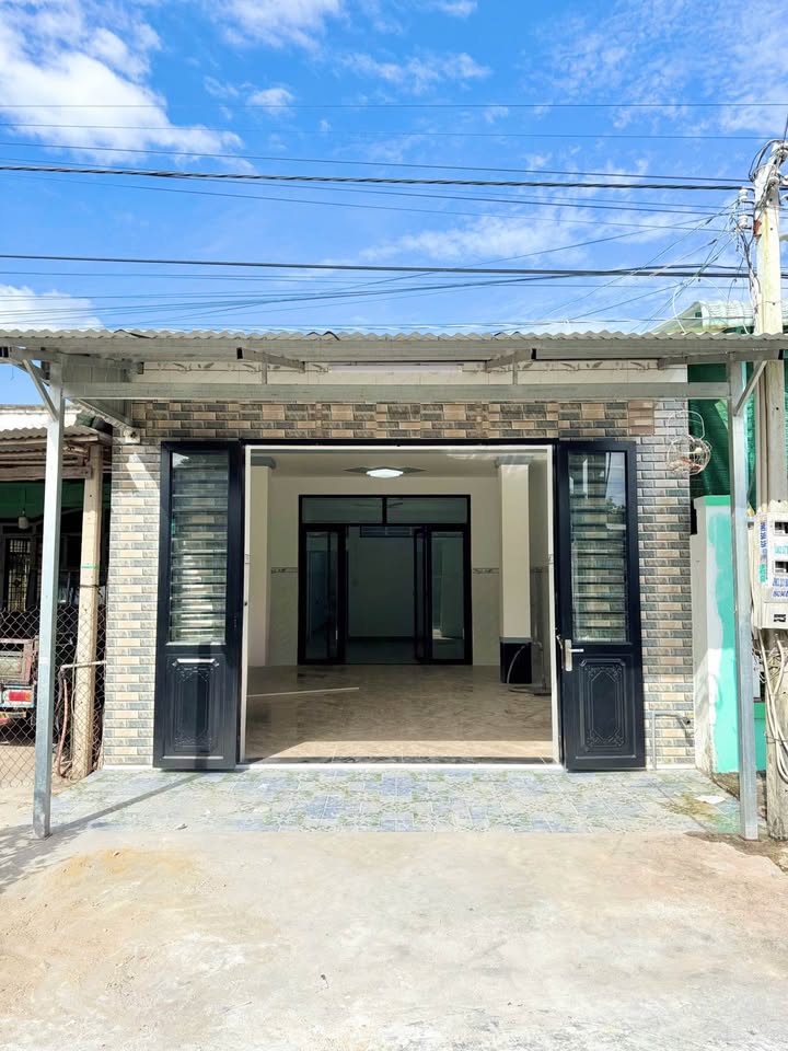 Nhà hẻm 22 Trịnh Phong Đáng, Long Hoa, 142.5m² giá 1.39 tỷ - Không thể bỏ lỡ!