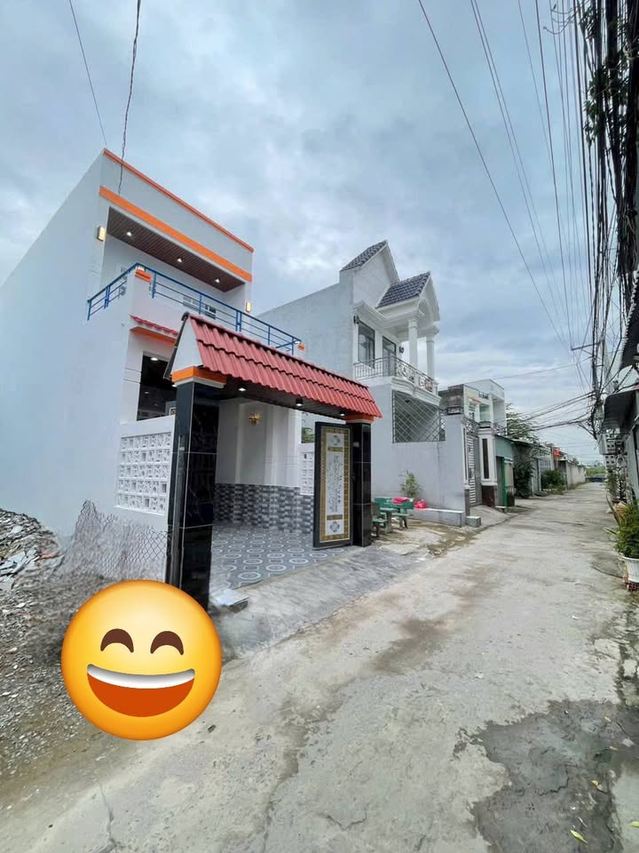 Nhà phố Tân Kim, Cần Giuộc 97m² giá 3.2 tỷ - Sân trước ô tô đậu thoải mái!