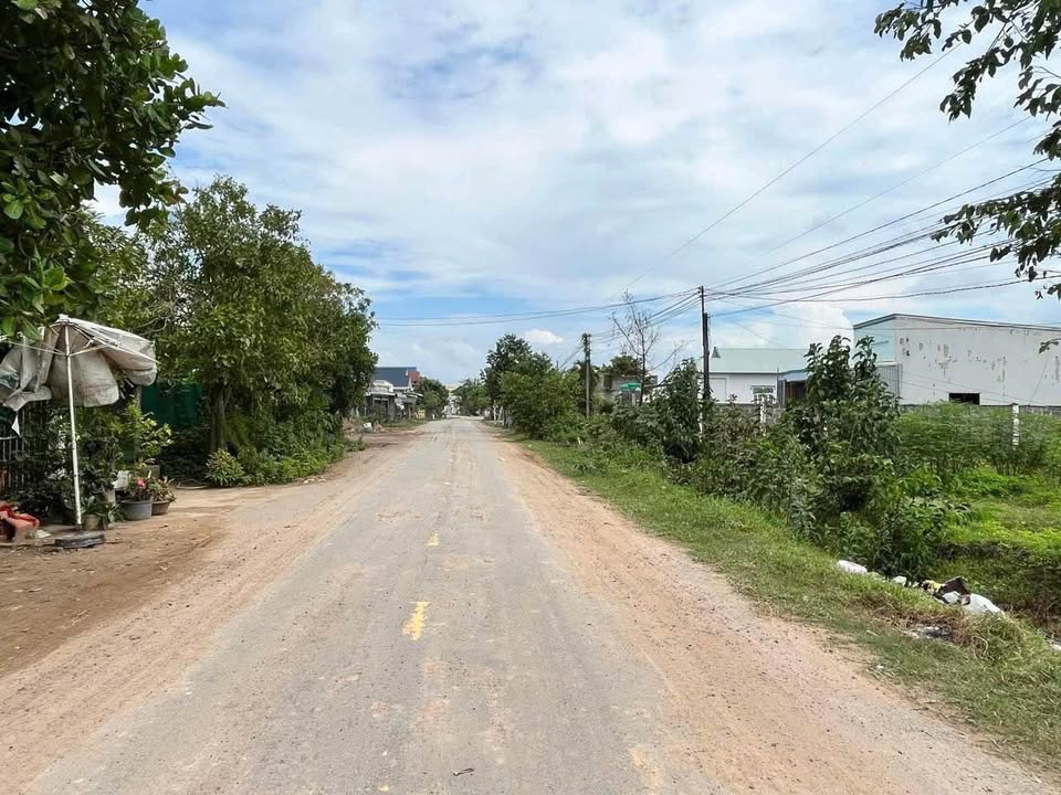 Bán lô đất kho xưởng tại Đức Hòa, Long An - Diện tích 4000m², giá 22 tỷ!