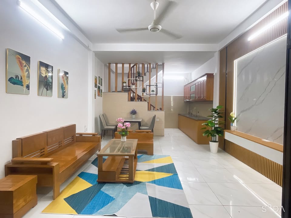 Nhà lô góc Đại Thanh, Thanh Trì 37m² - Vị trí đẹp, tiện ích đầy đủ!